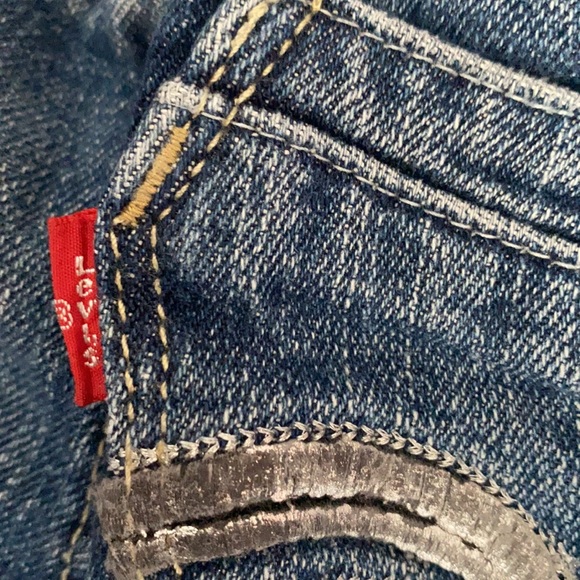 Levis jeans for GIRL - Picture 8 of 10
